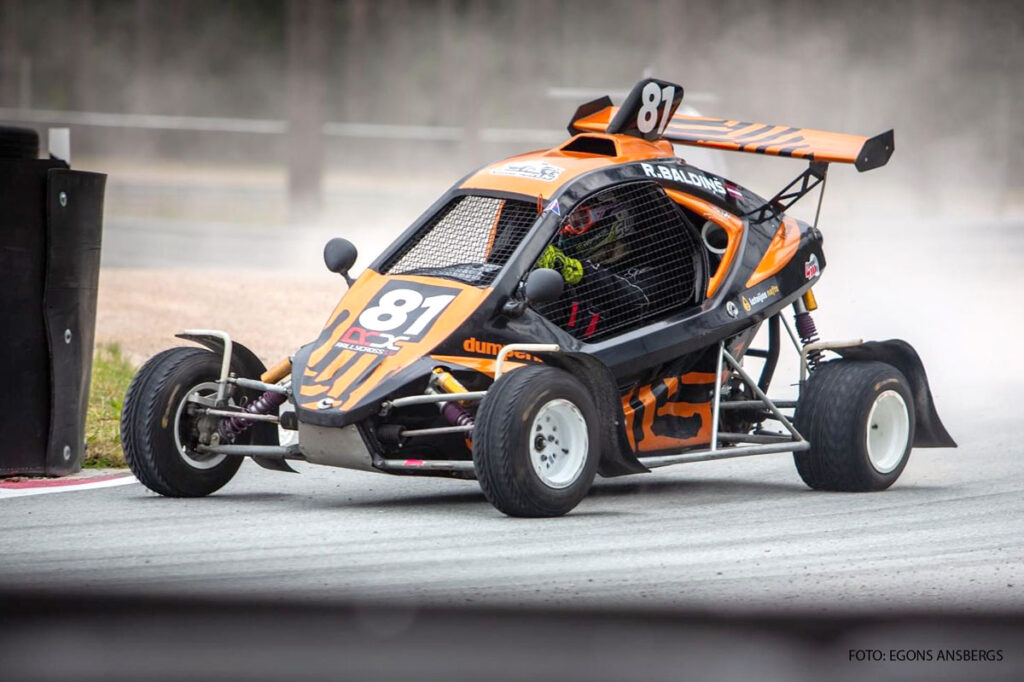 Bagija aplīmēšana ar līmplēvi