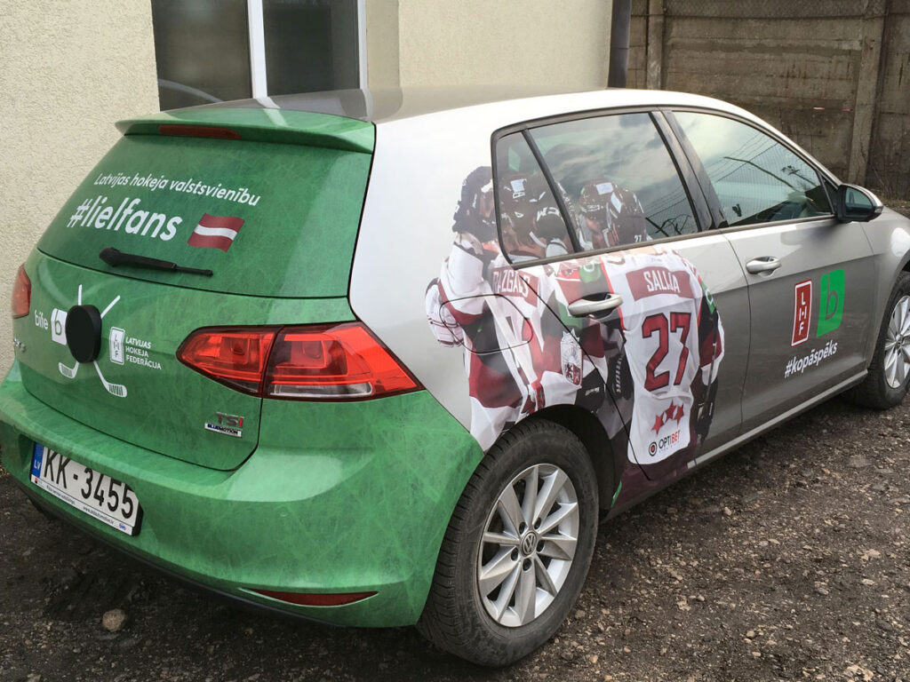 Hokeja tematikas auto uzlīmes uzņēmumam Bite